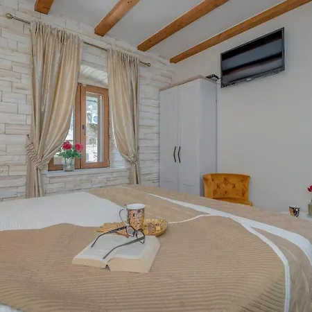 Diva 1,stylish Old Town Near