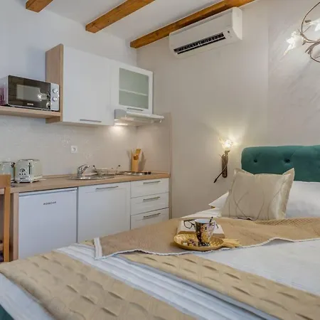 Diva 1,stylish Old Town Near *