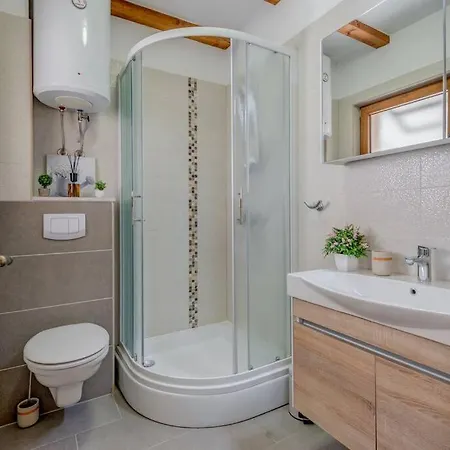 Apartment Diva 1,stylish Old Town Near