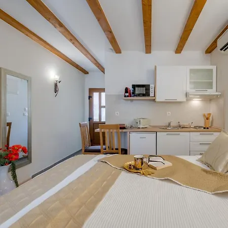 Apartment Diva 1,stylish Old Town Near *